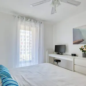 Le Fonction, Meuble 4 Etoiles, Avec Parking Boxe , Aix-en-Provence France