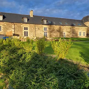 Manoir De La Garaye - Parentale Taden