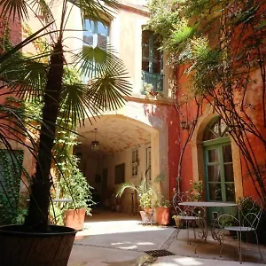 Rue Du Chateau , Tarascon France