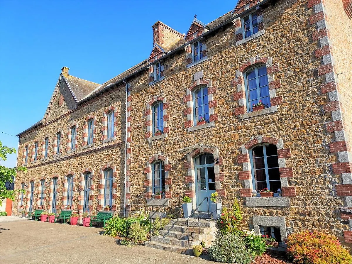 La Recreation - Chambres Et Appartements Chatelaudren Guest house